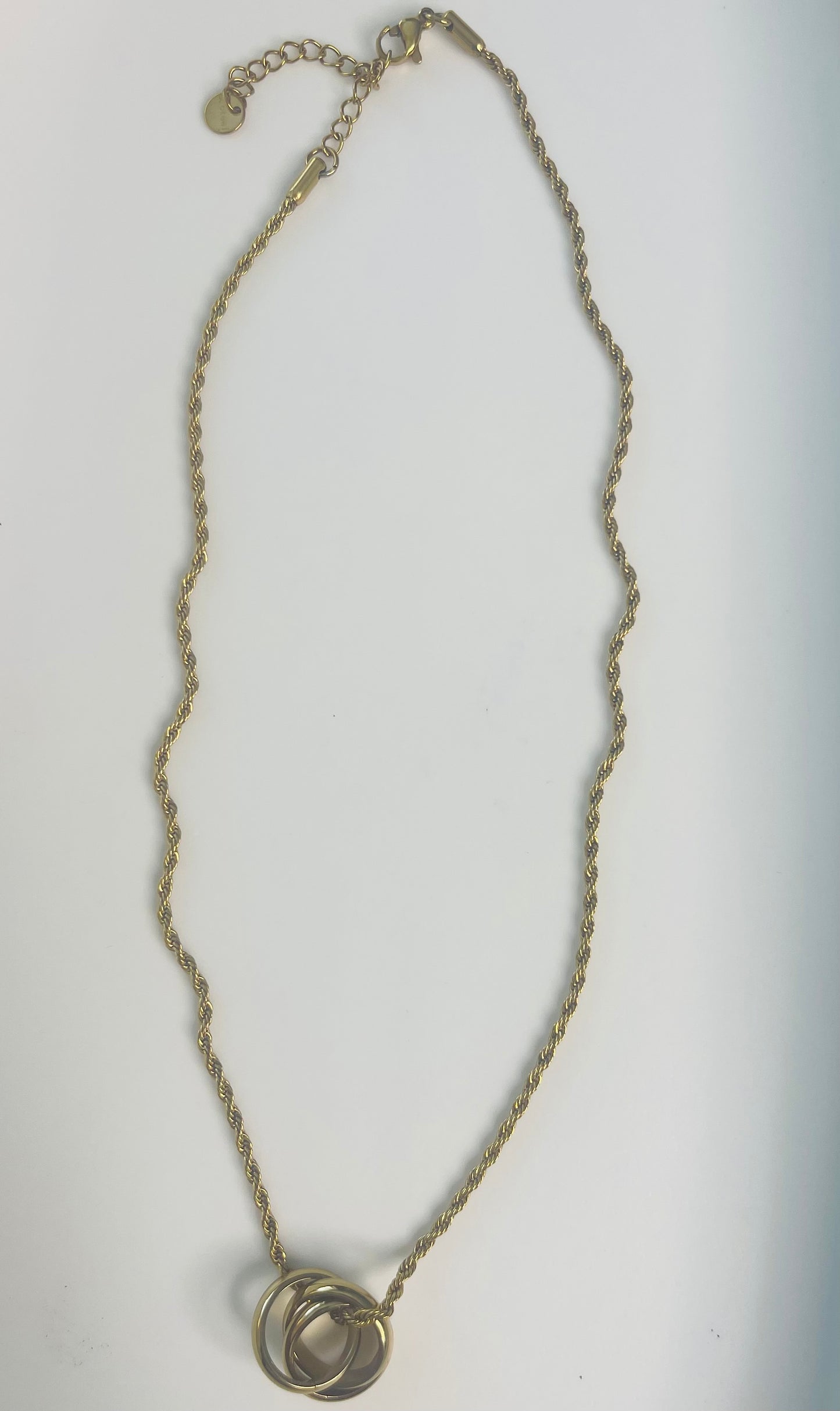 The Luxe Twist Necklace