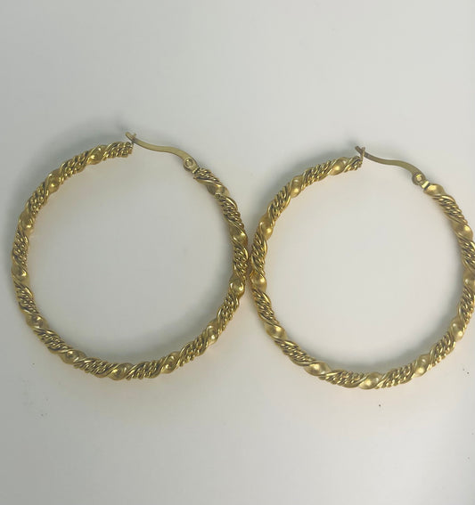 The Luxe Twist Hoops